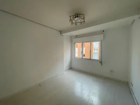 Piso en calle de Leopoldo Alas Clarín